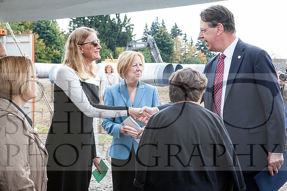 141016-empire-state-college-groundbreaking-015-web