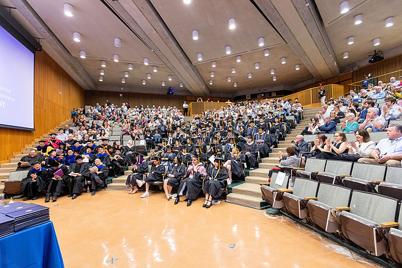 english-graduation-2024_0215
