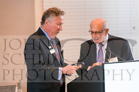 2019-associates-society-event_644-web