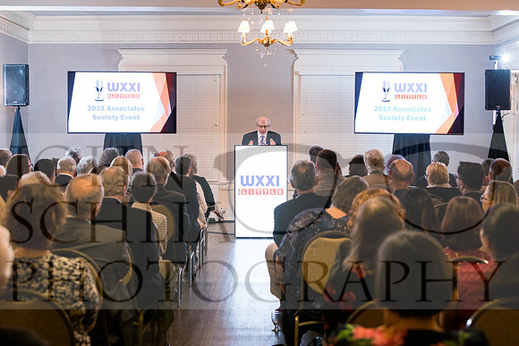 2019-associates-society-event_542-web