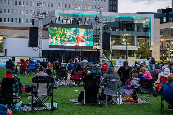 rddc-movie-greatest-showman_614-1