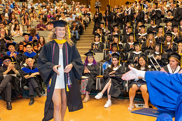 english-graduation-2024_0830