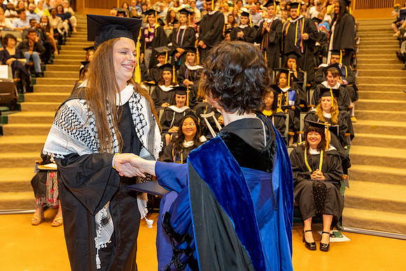 english-graduation-2024_0762