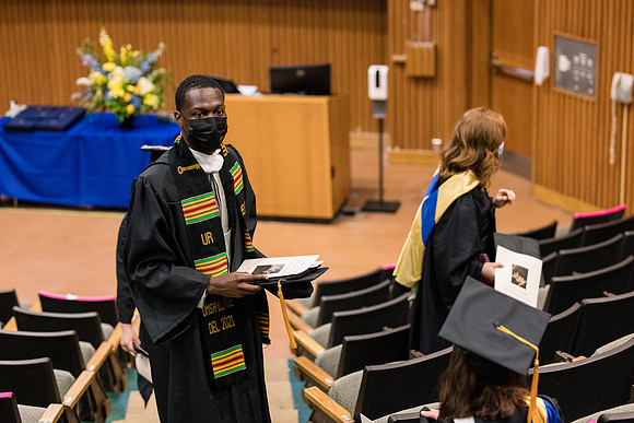 2021-english-diploma-ceremony-6