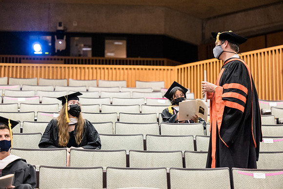 2021-english-diploma-ceremony-9