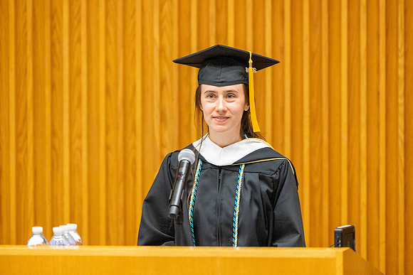 english-graduation-2024_0445