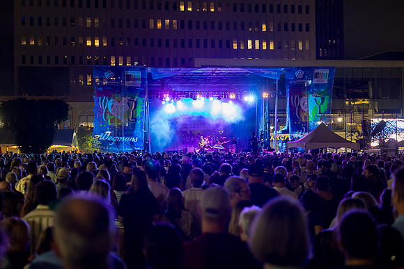 crowd-jazz_1308-web