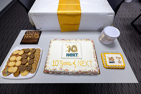 next-10th-anniversary_004