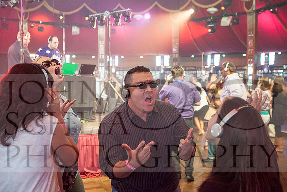 john-schlia-photography-brown-bag-disco-14-003