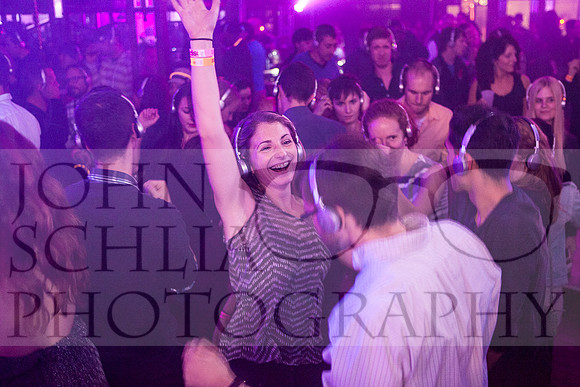 john-schlia-photography-silent-disco-14-002