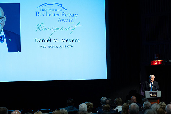 dan-meyers-rotary-award_195