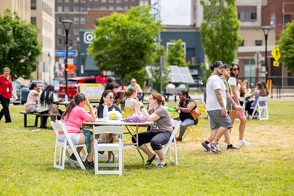 260610-midday-bash_165
