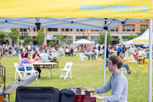 260610-midday-bash_033