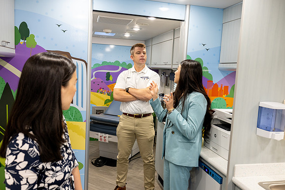 mobile-clinic_0096