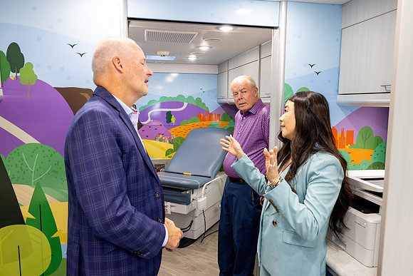 mobile-clinic_0110