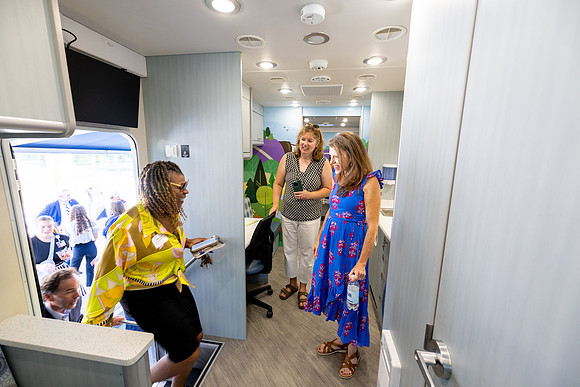 mobile-clinic_0178