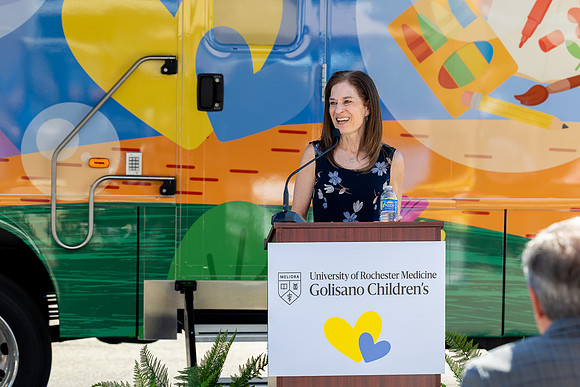 mobile-clinic_0593