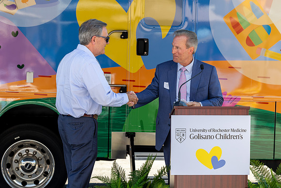 mobile-clinic_0742