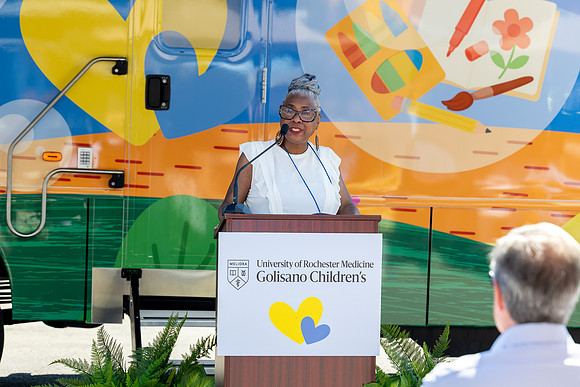 mobile-clinic_0753