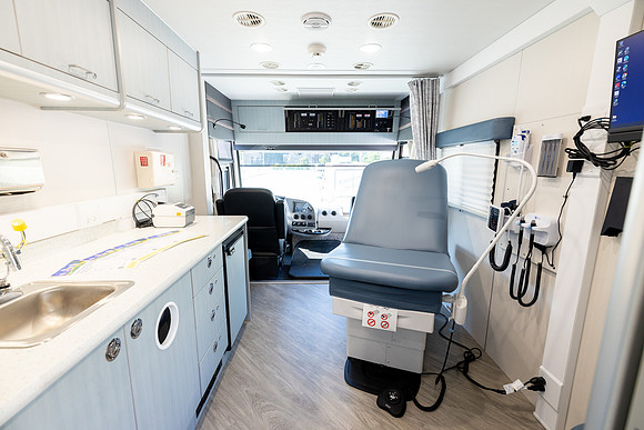 mobile-clinic_0019