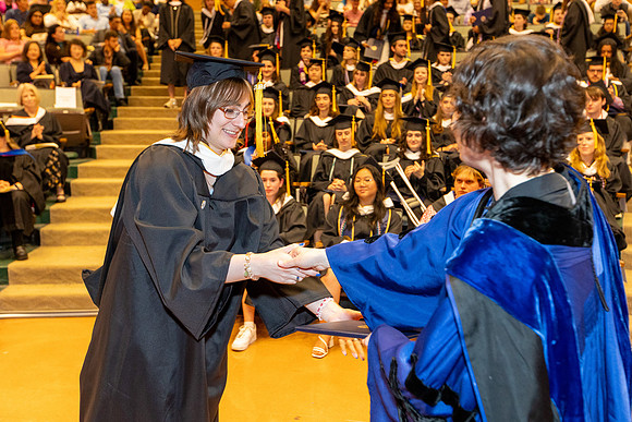 english-graduation-2024_0877