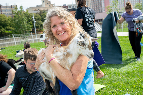 rddc-yoga-0926_0300