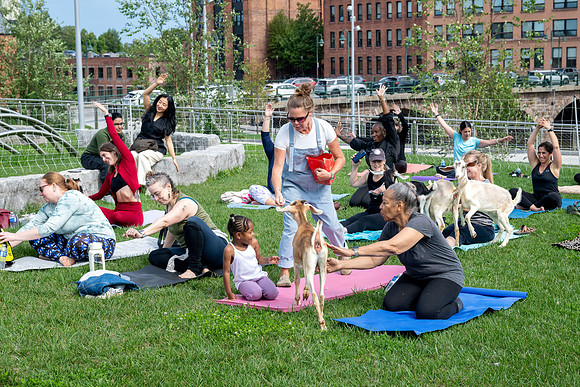 rddc-yoga-0926_0014
