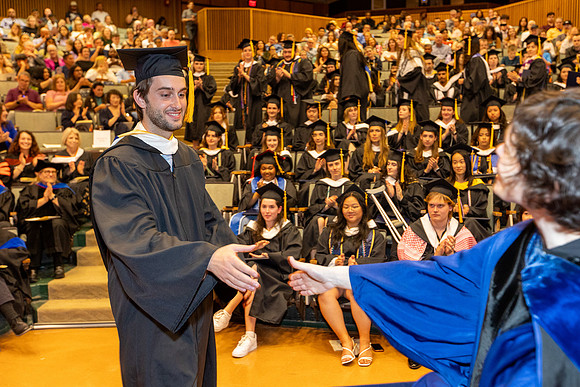 english-graduation-2024_0787