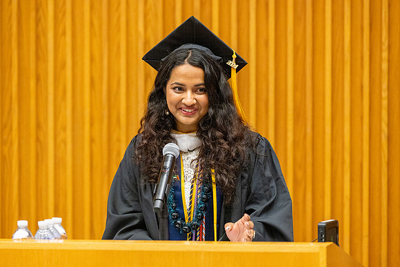 english-graduation-2024_0556
