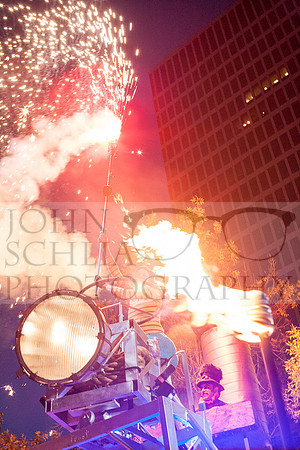 john-schlia-photography-circus-orange-14-008