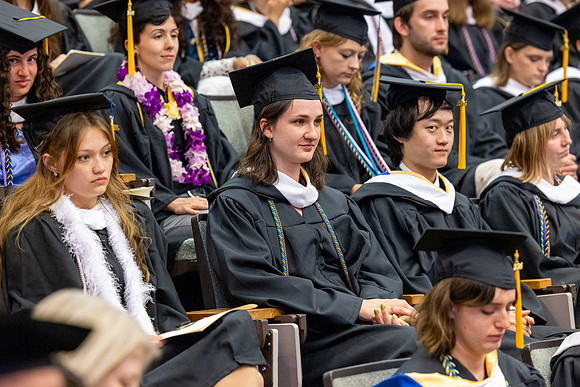 english-graduation-2024_0267
