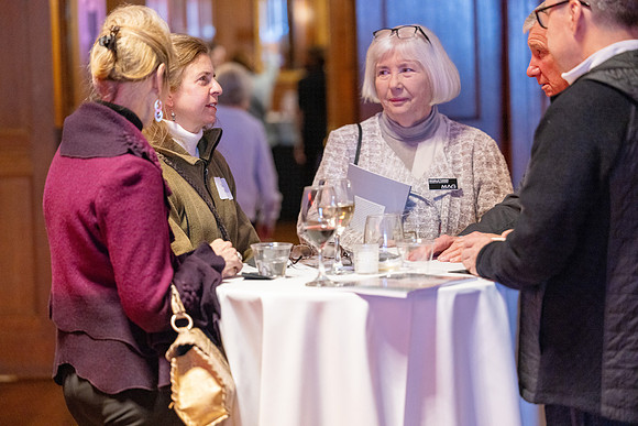 curator-reception_597