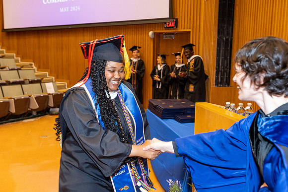 english-graduation-2024_0328