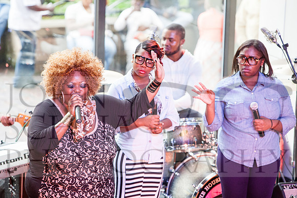 john-schlia-photography-gospel-sunday-14-004