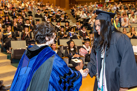 english-graduation-2024_0300