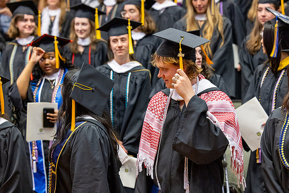 english-graduation-2024_0185