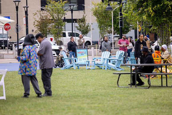 240821-midday-bash_039