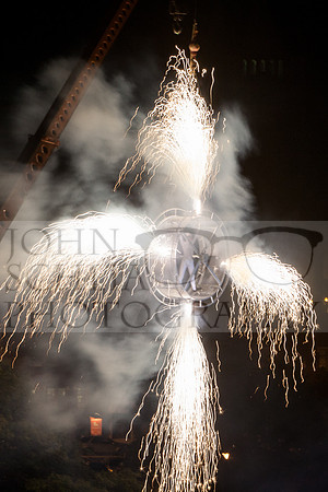 john-schlia-photography-circus-orange-14-026