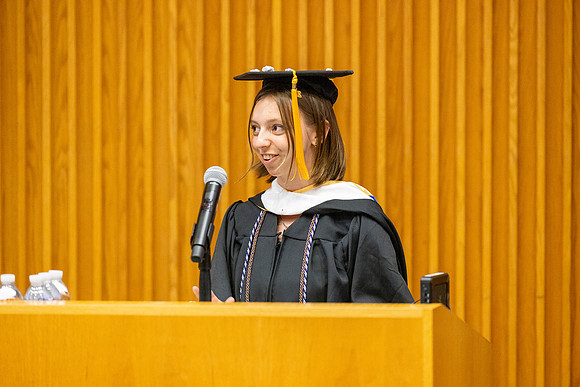 english-graduation-2024_0478