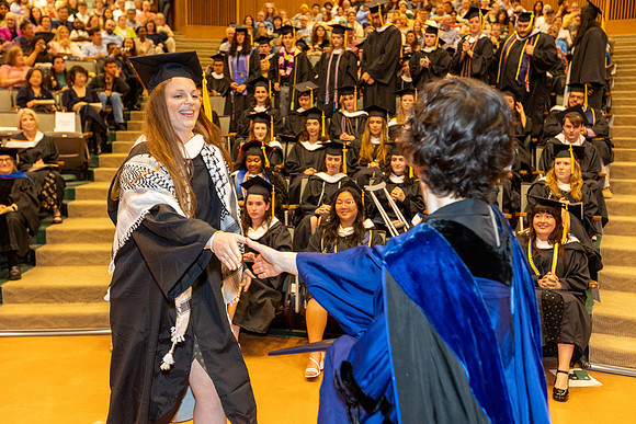 english-graduation-2024_0758