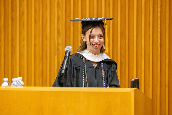 english-graduation-2024_0475