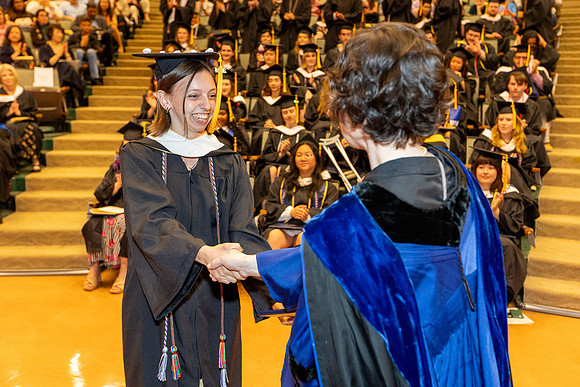 english-graduation-2024_0857