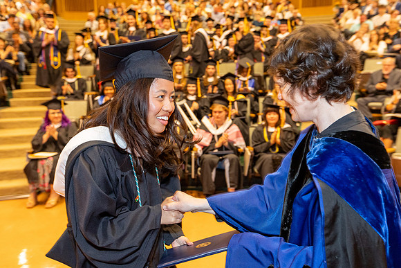 english-graduation-2024_0745