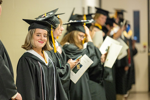 english-graduation-2024_0058