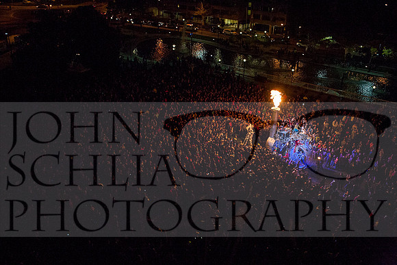 john-schlia-photography-circus-orange-14-020