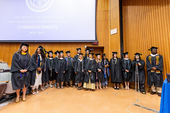 english-graduation-2024_0278