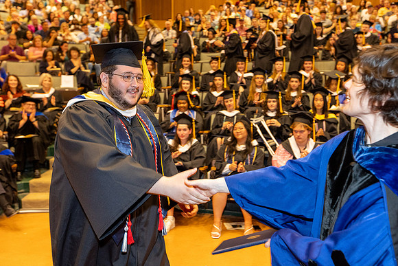 english-graduation-2024_0810