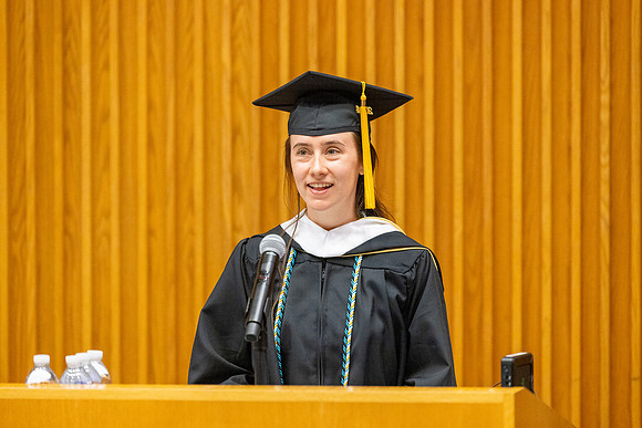 english-graduation-2024_0446