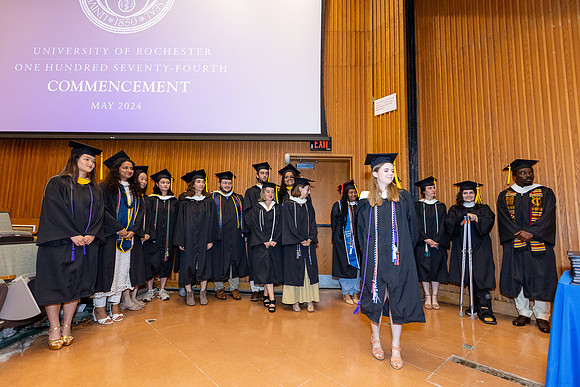 english-graduation-2024_0283
