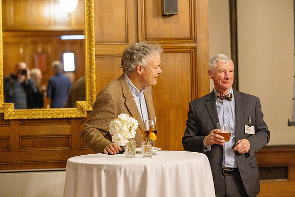 curator-reception_136